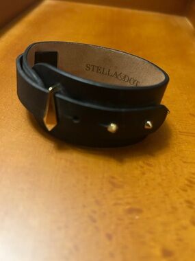 Stella & Dot Black Leather Double Wrap Bracelet with Gold Accents